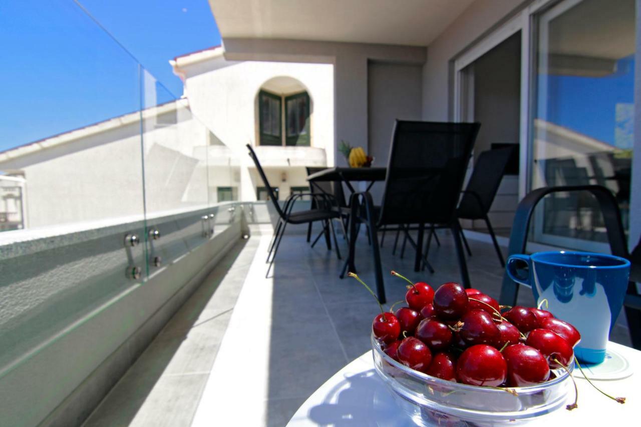 Apartments Luna Novalja Εξωτερικό φωτογραφία